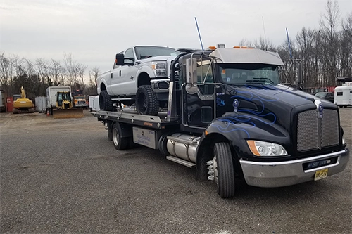 Tow truck night service